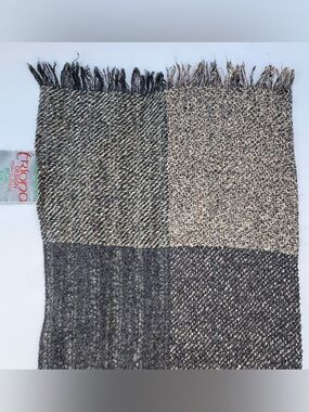 Donegal Hand Woven Tweeds Wool Scarf Irish Tríona design Ardara Co Beige Gray